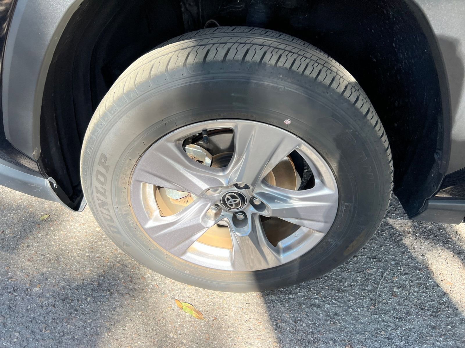 Thumbnail: 2025 Toyota RAV4 - 23