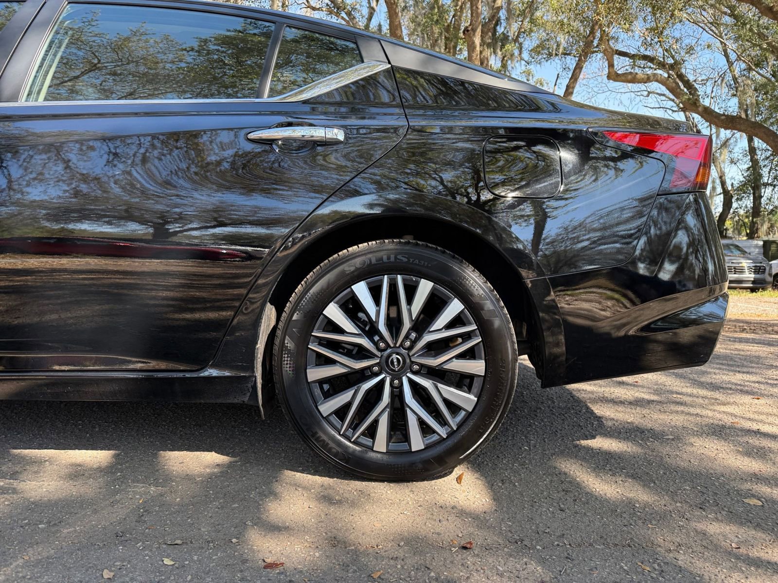 Thumbnail: 2025 Nissan Altima - 24