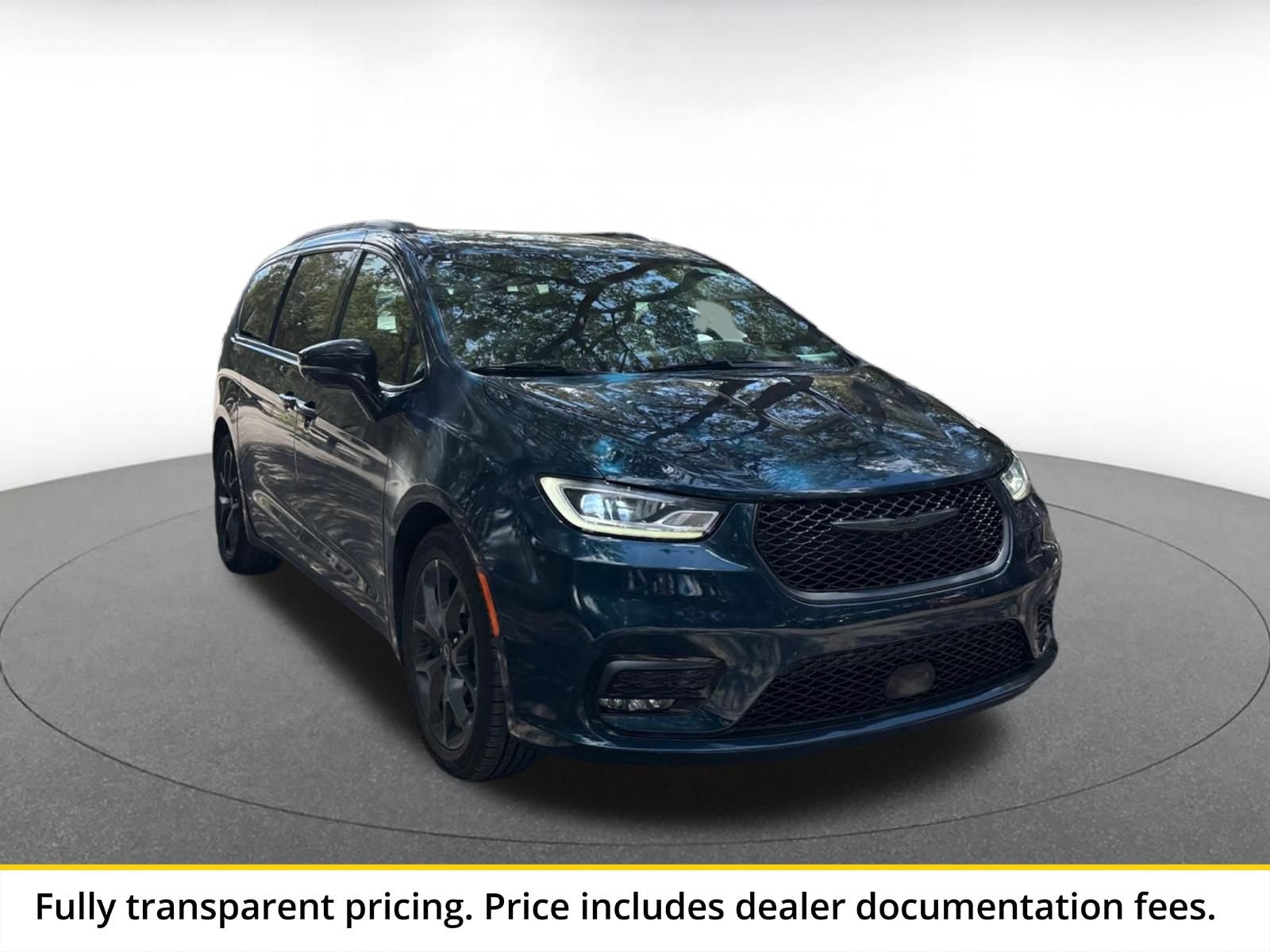 Thumbnail: 2025 Chrysler Pacifica - 1