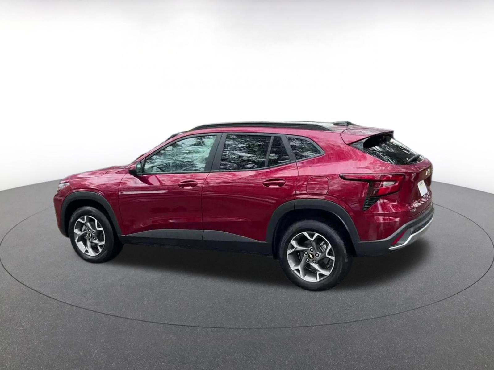 Thumbnail: 2025 Chevrolet Trax - 10