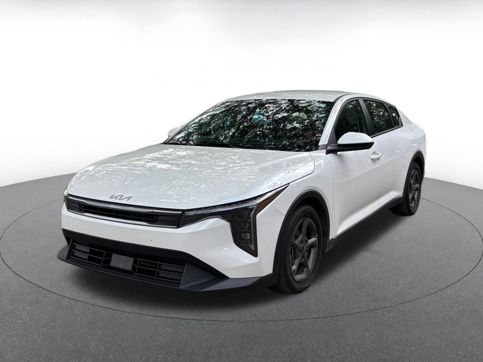 Thumbnail: 2025 Kia K4 - 3