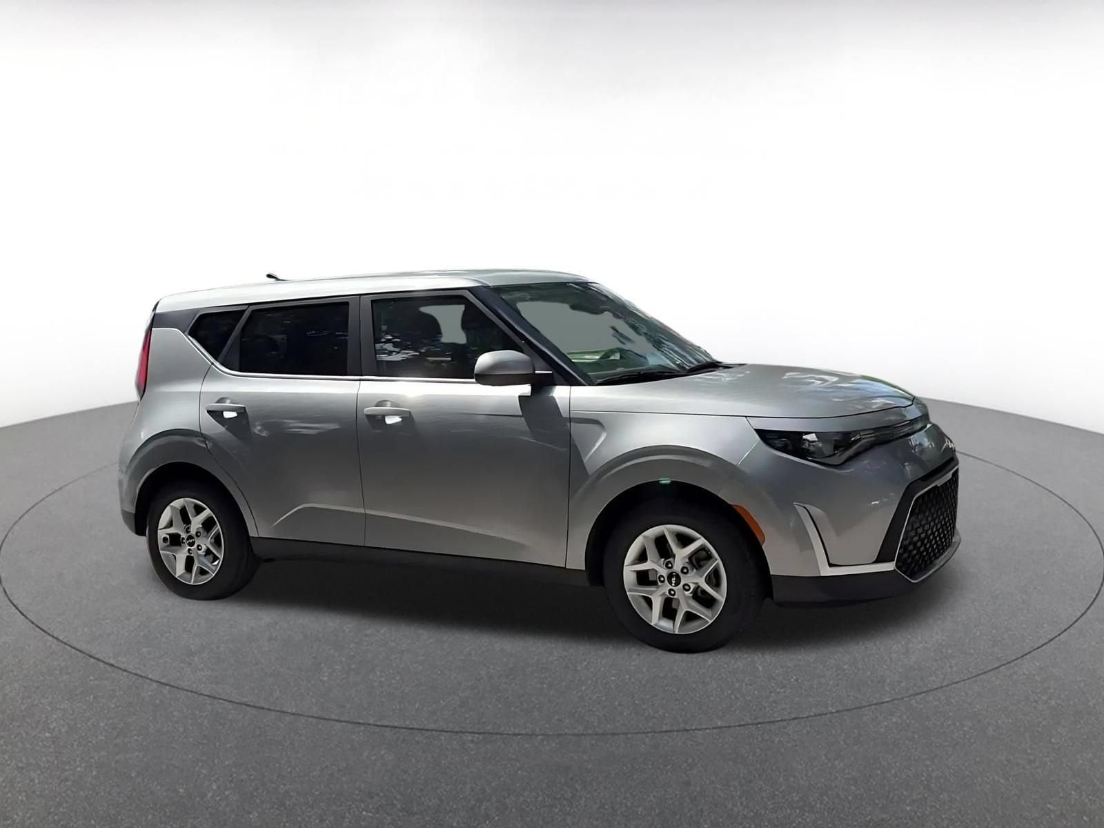 Thumbnail: 2025 Kia Soul - 2