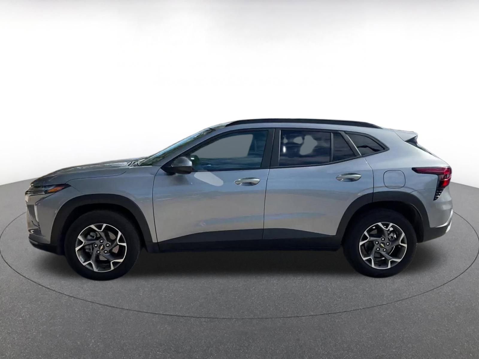 Thumbnail: 2025 Chevrolet Trax - 9