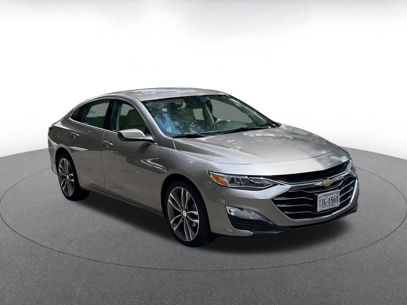 Thumbnail: 2024 Chevrolet Malibu - 3