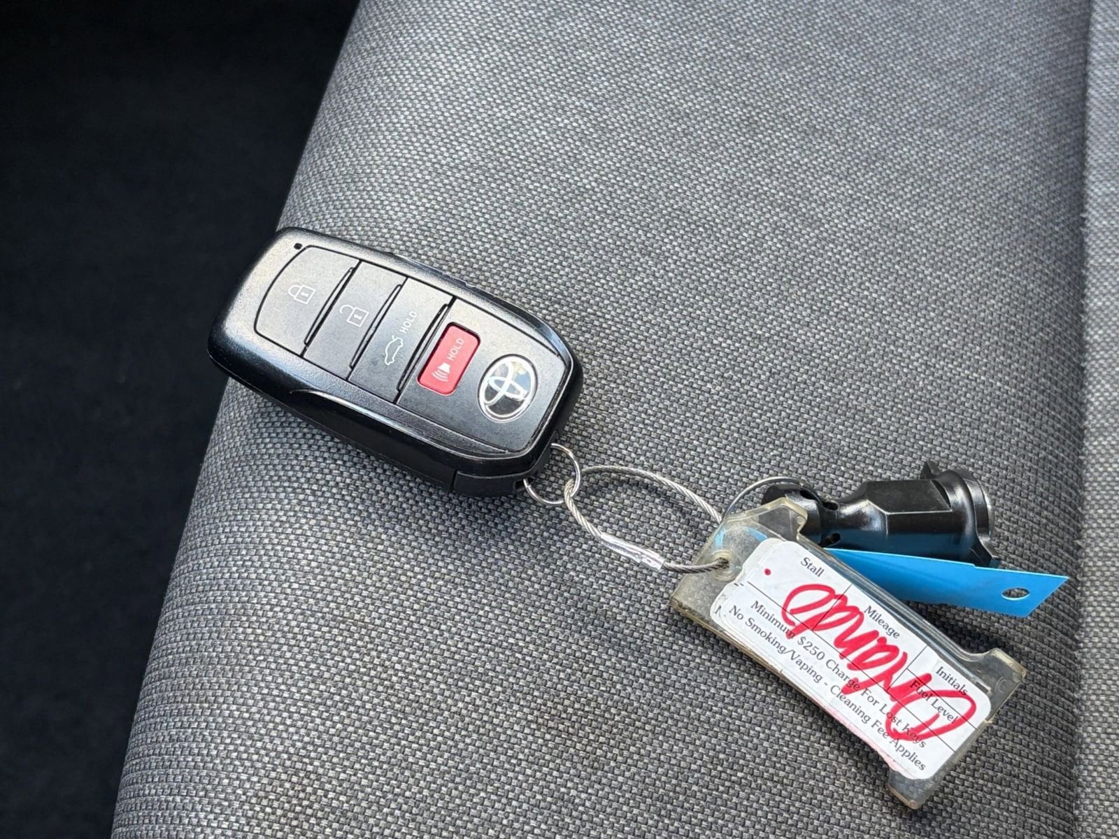 Thumbnail: 2025 Toyota Camry - 18