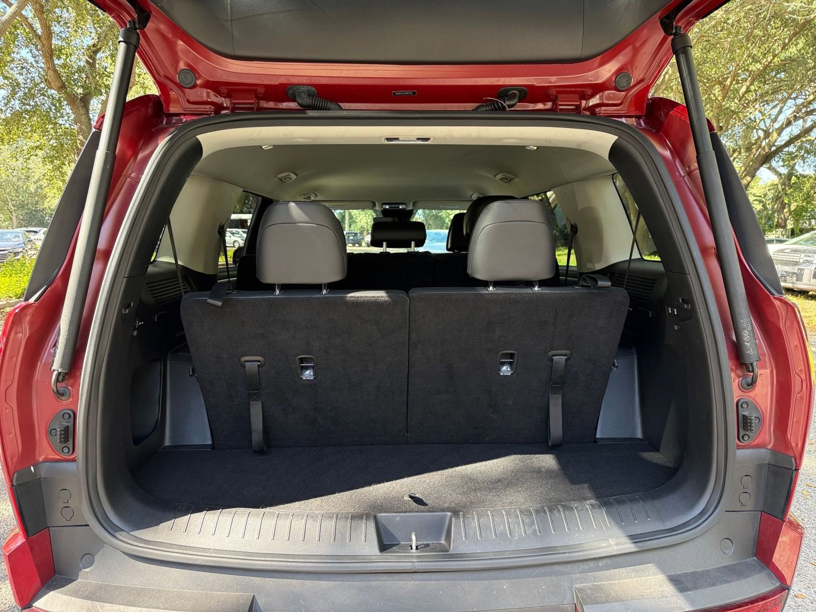 Thumbnail: 2025 Hyundai Santa Fe - 24