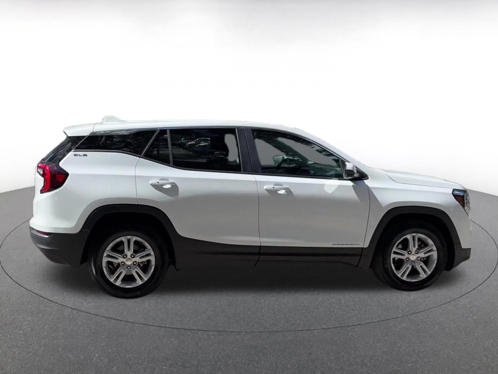 Thumbnail: 2024 GMC Terrain - 20