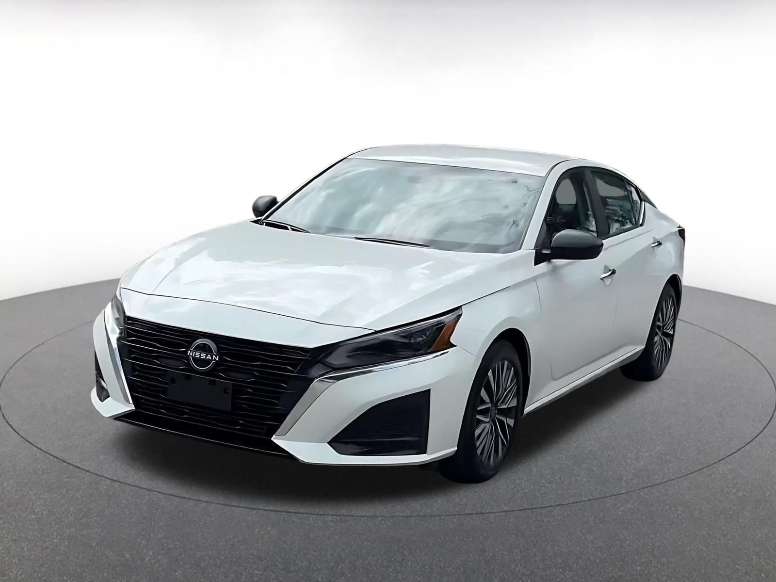 Thumbnail: 2025 Nissan Altima - 6
