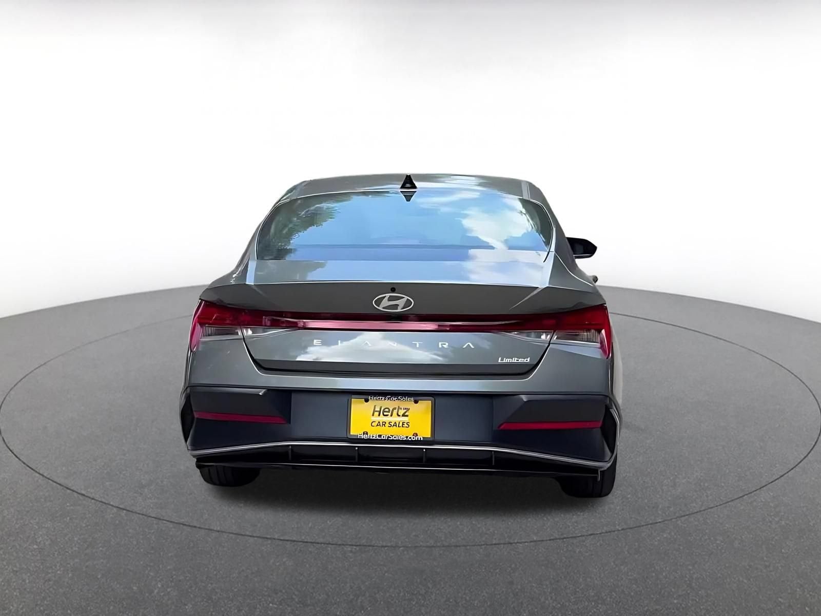 Thumbnail: 2025 Hyundai Elantra - 14
