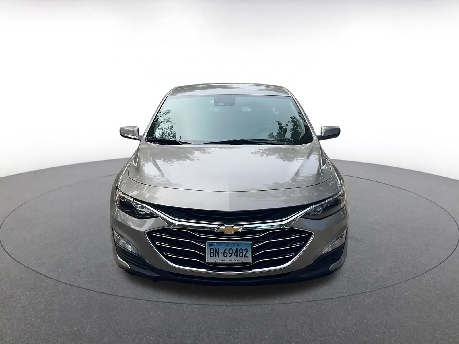 Thumbnail: 2024 Chevrolet Malibu - 4