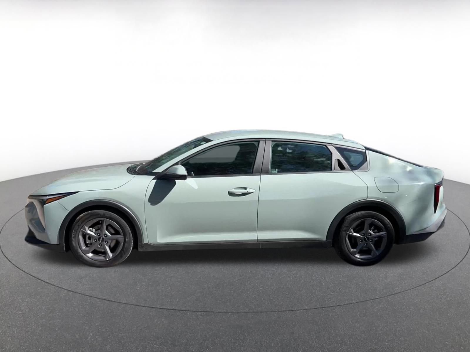 Thumbnail: 2025 Kia K4 - 9