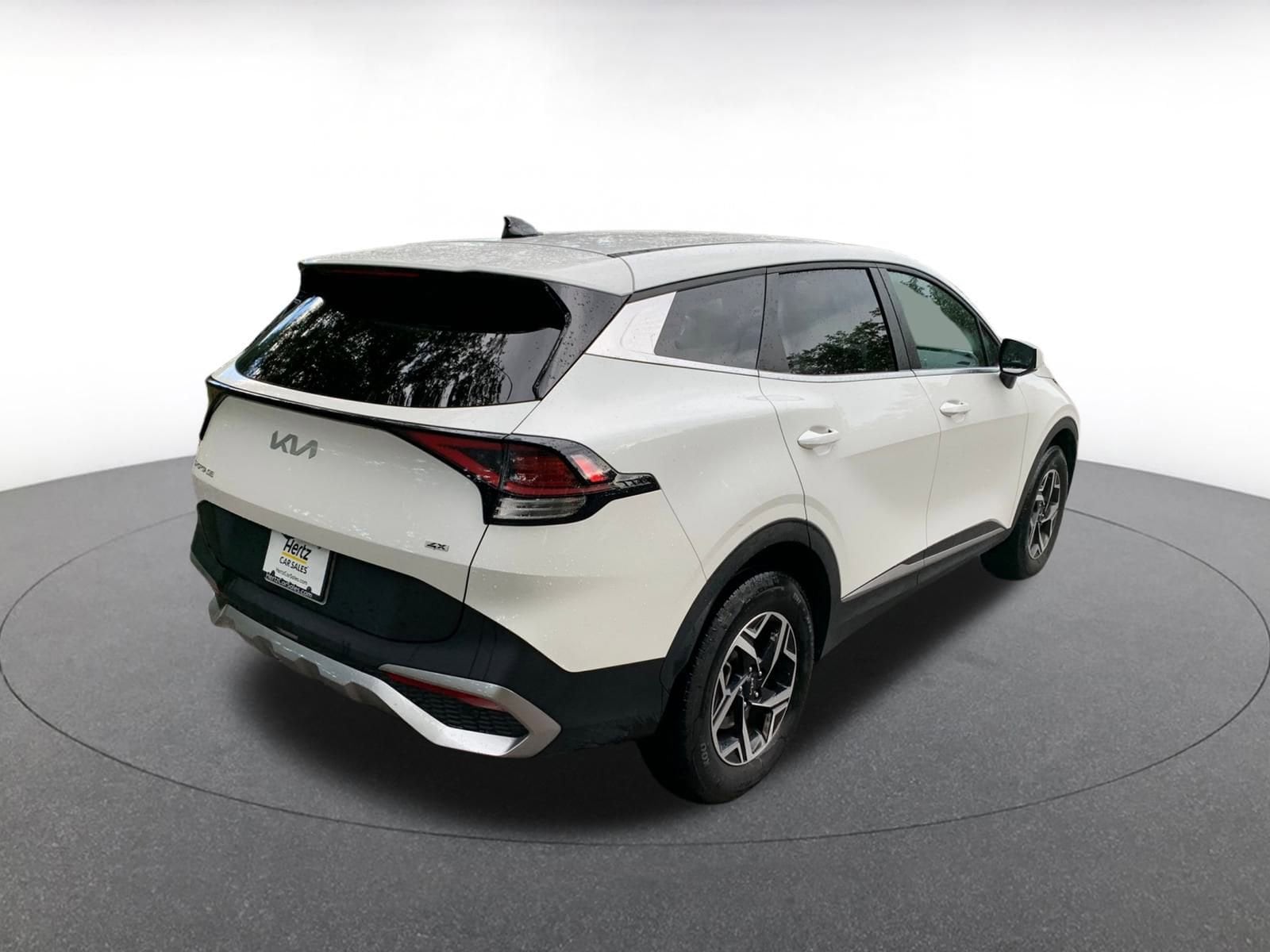 Thumbnail: 2024 Kia Sportage - 7