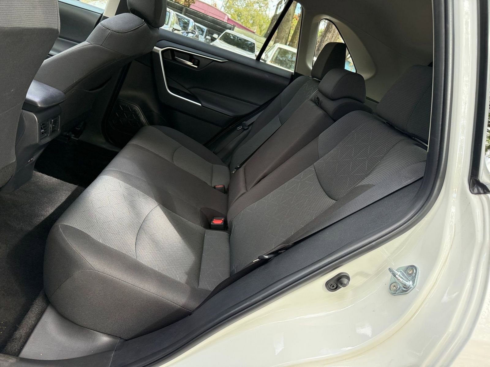 Thumbnail: 2025 Toyota RAV4 - 23