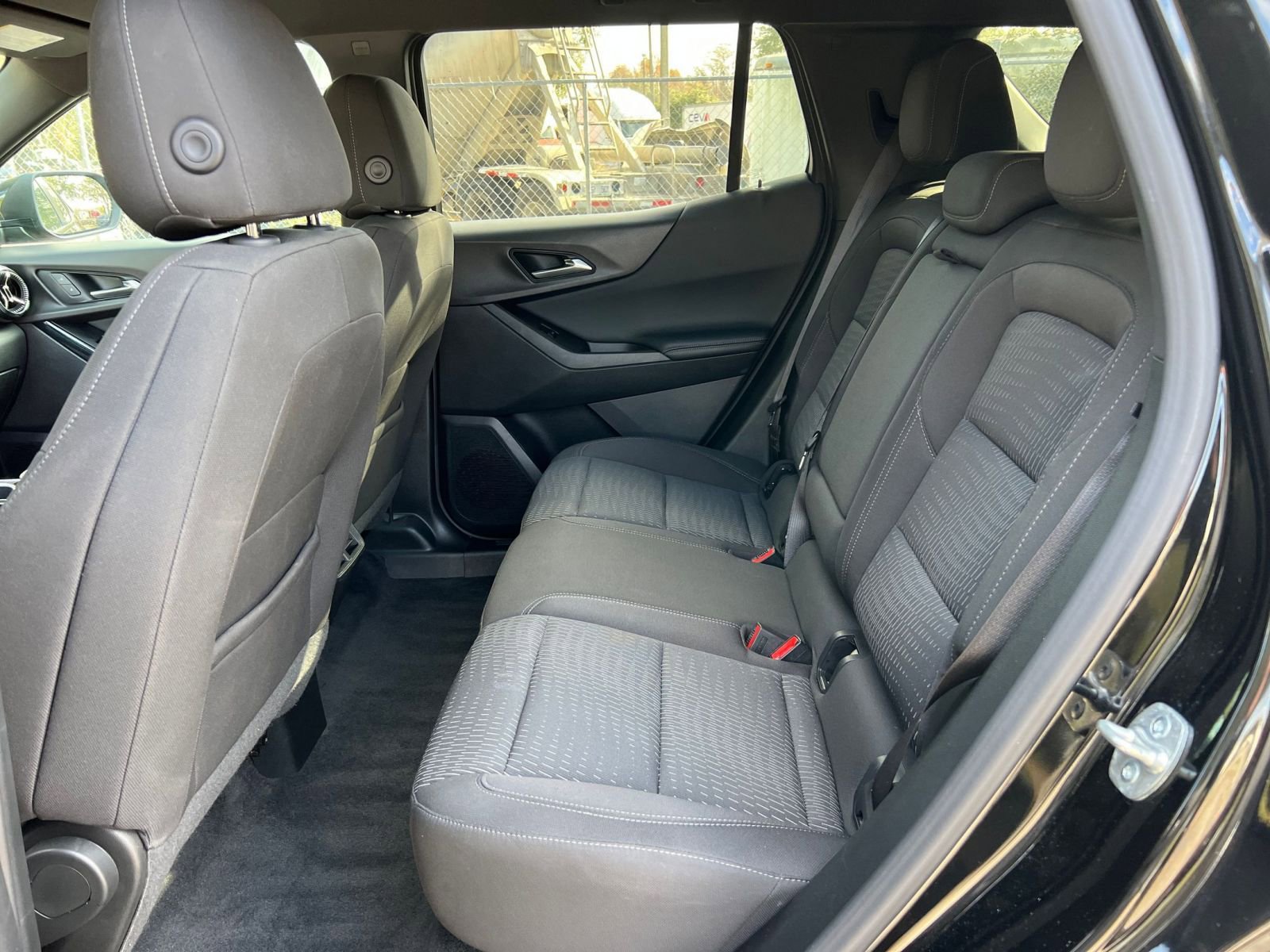 Thumbnail: 2025 Chevrolet Equinox - 33