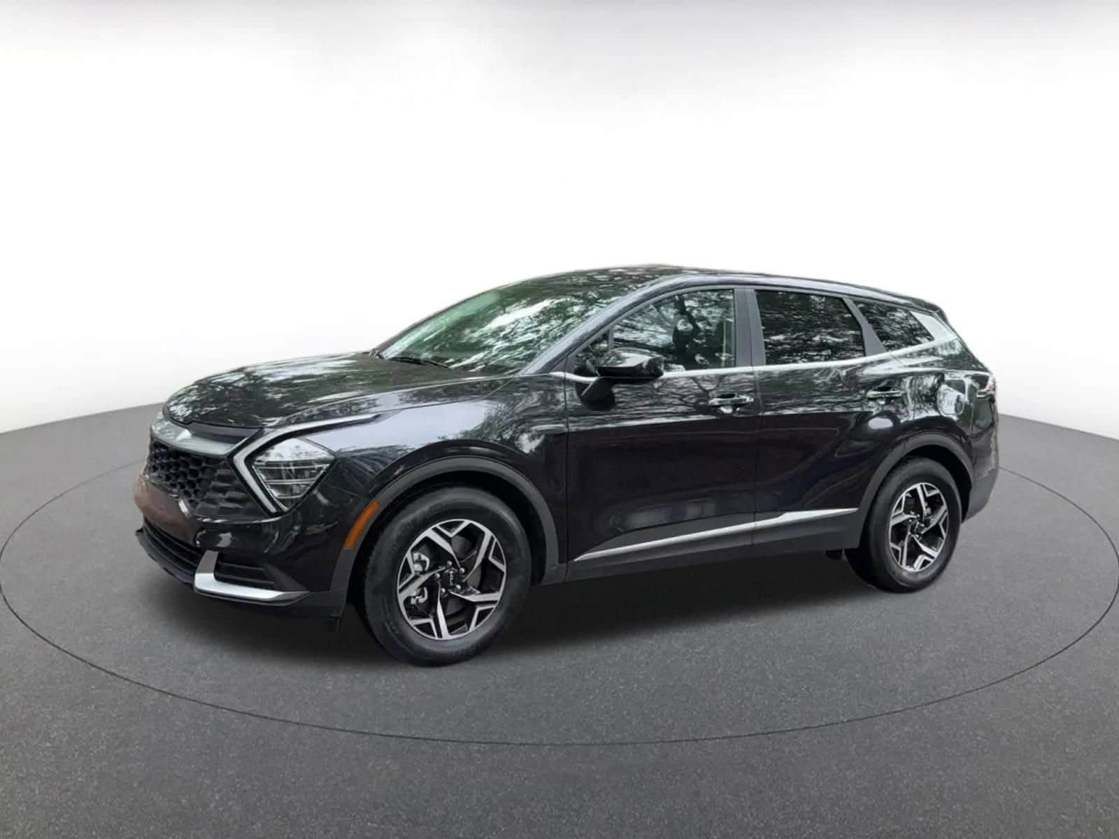 Thumbnail: 2025 Kia Sportage - 8