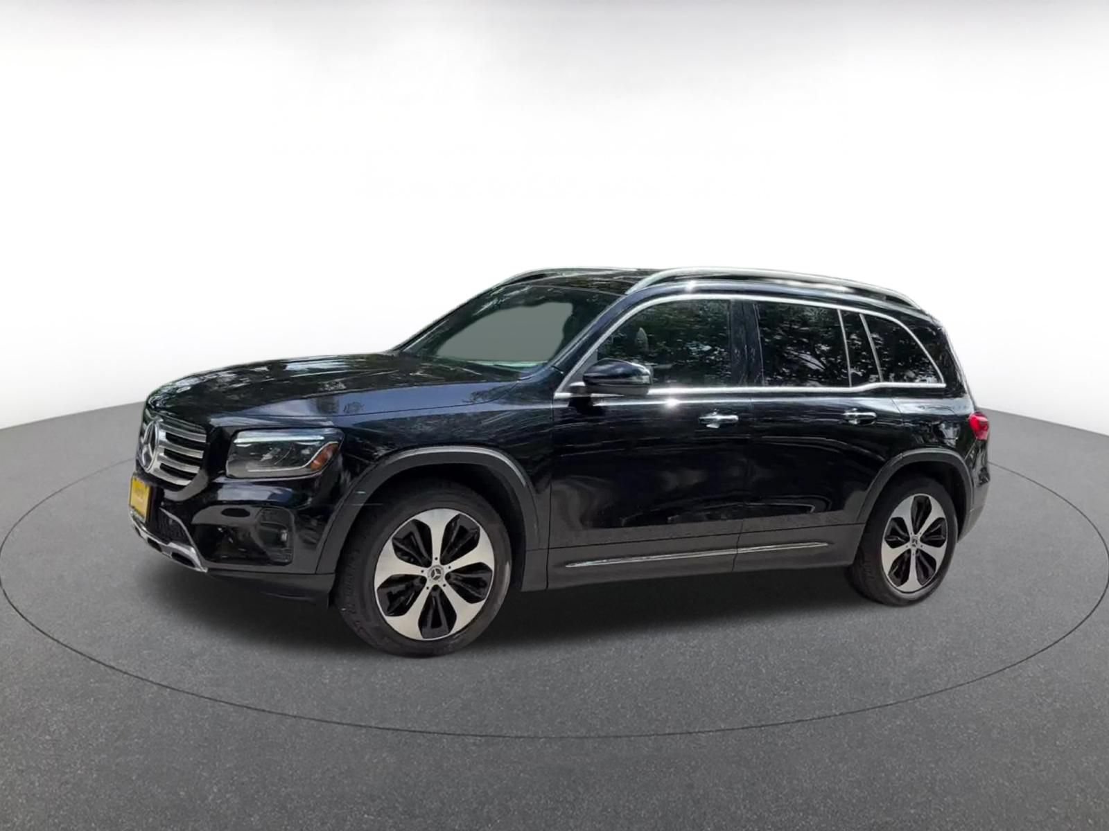 Thumbnail: 2025 Mercedes-Benz GLB - 8