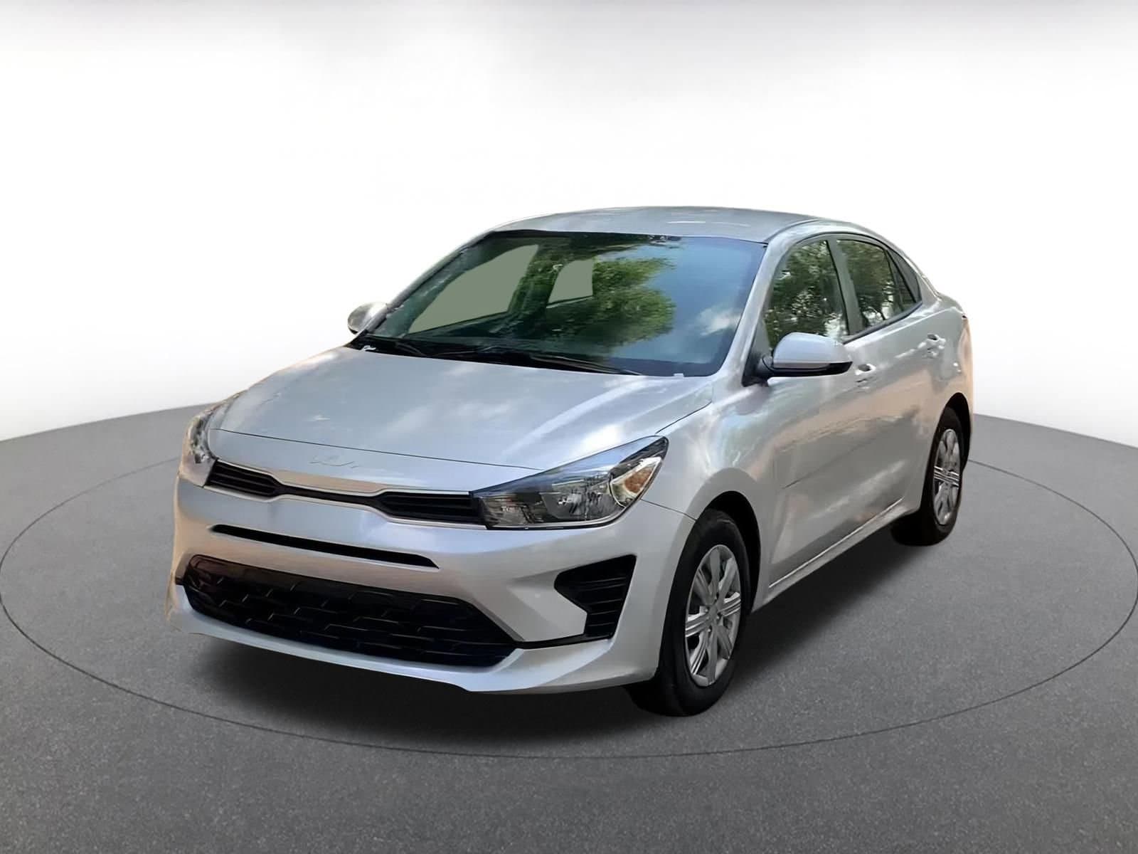 Thumbnail: 2023 Kia Rio - 6
