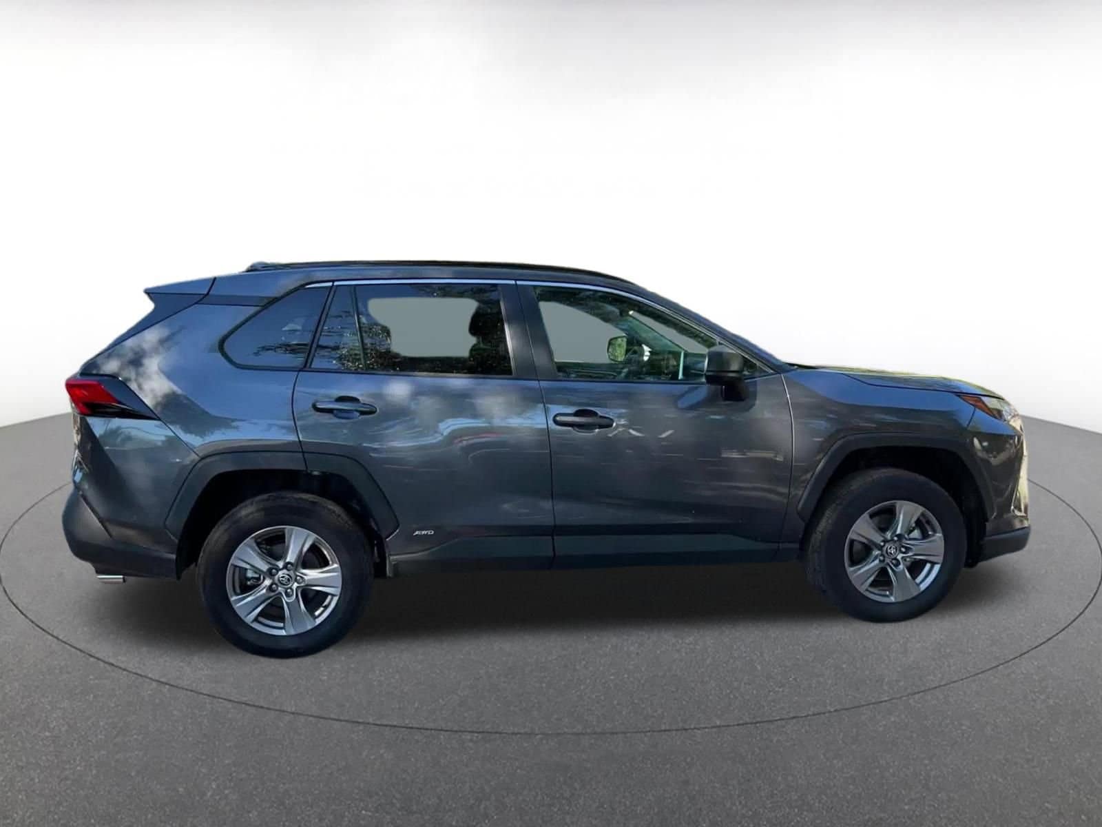 Thumbnail: 2025 Toyota RAV4 - 16