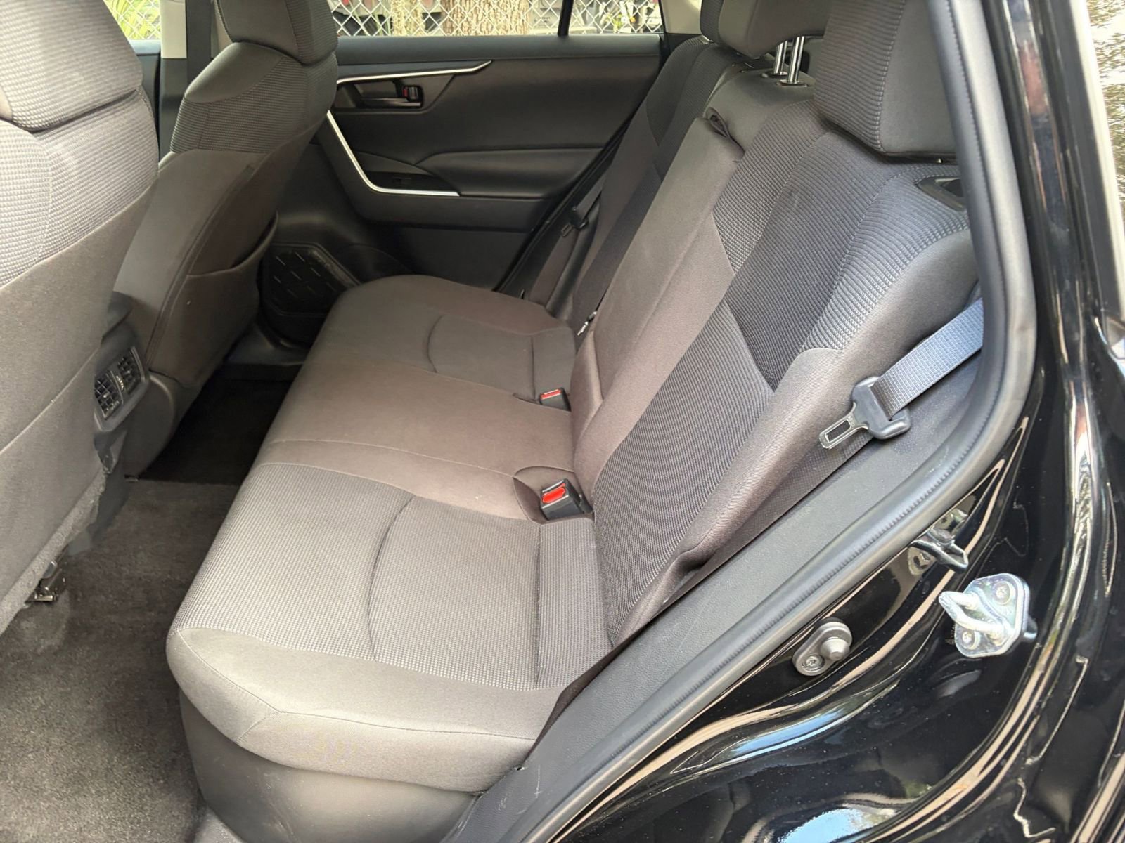 Thumbnail: 2025 Toyota RAV4 - 20