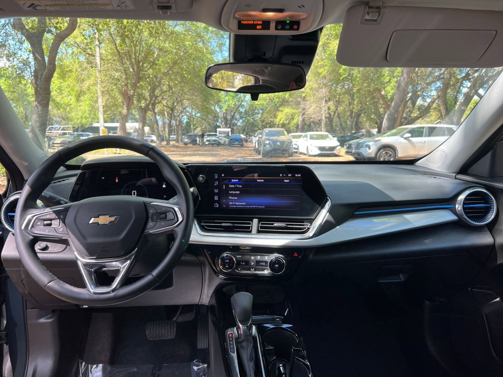 Thumbnail: 2025 Chevrolet Trax - 29