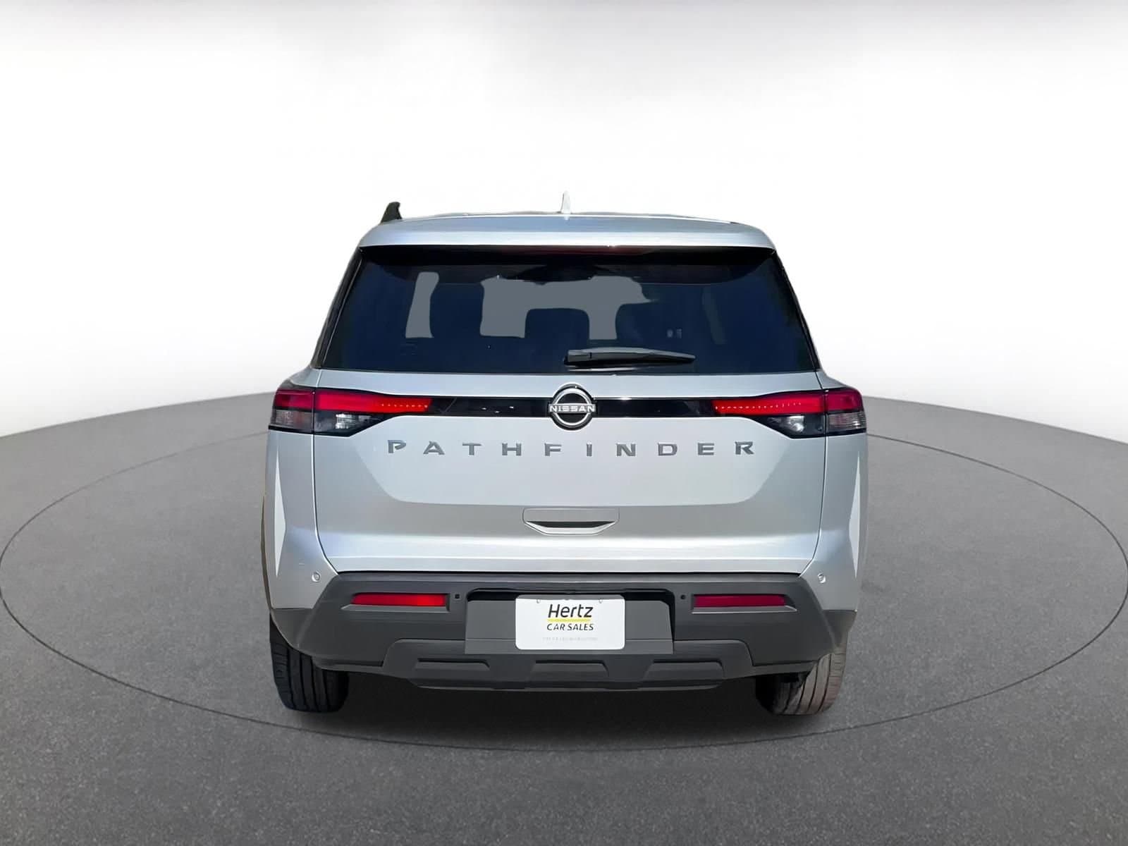 Thumbnail: 2025 Nissan Pathfinder - 12