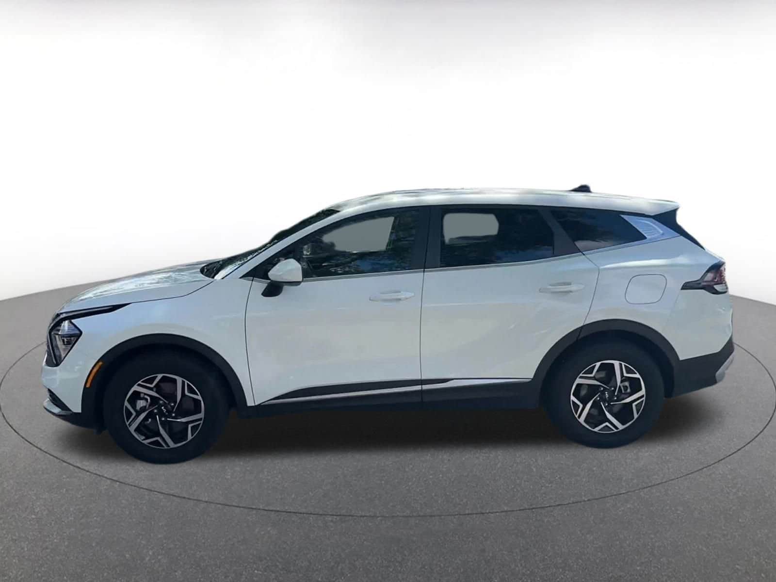 Thumbnail: 2024 Kia Sportage - 9