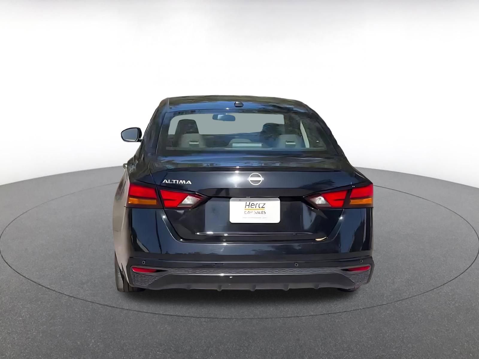 Thumbnail: 2025 Nissan Altima - 12