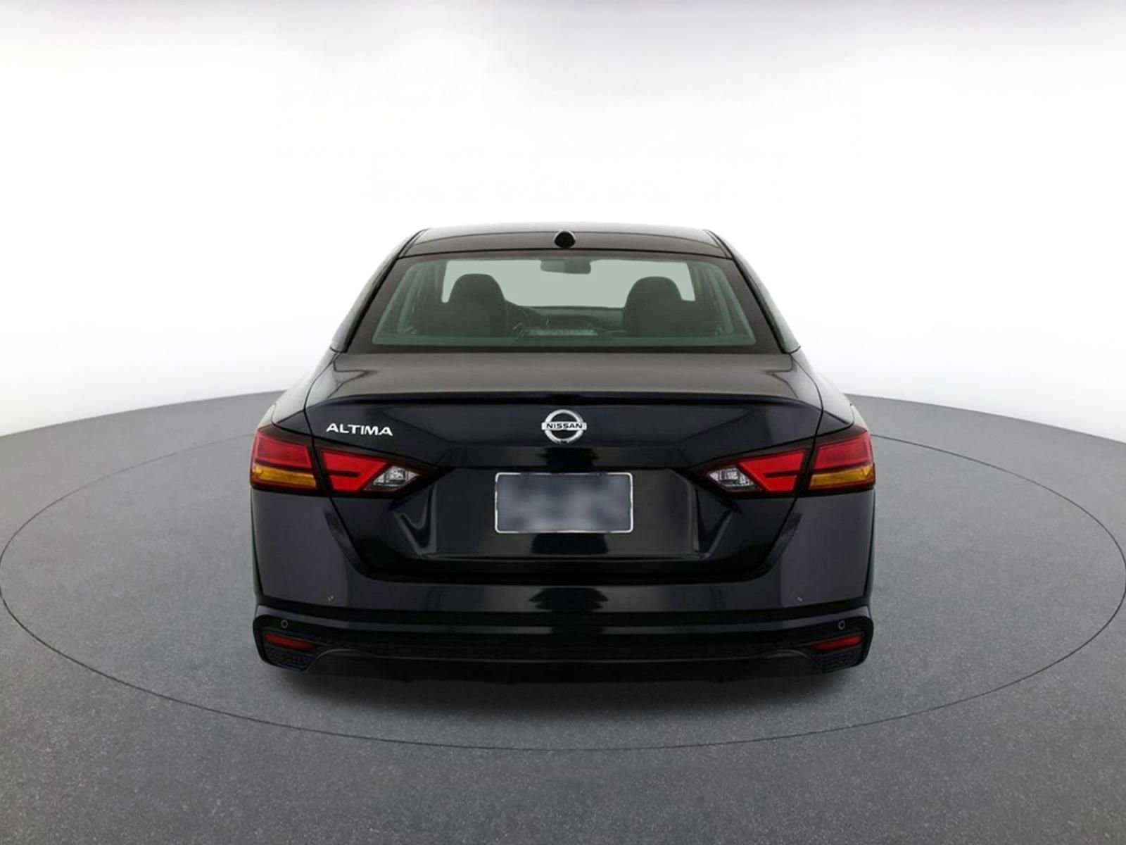 Thumbnail: 2025 Nissan Altima - 8