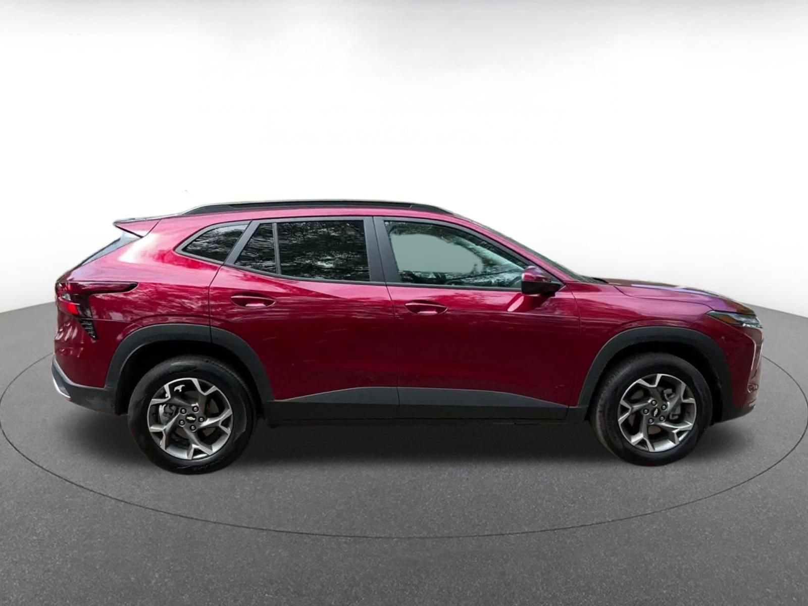 Thumbnail: 2025 Chevrolet Trax - 15