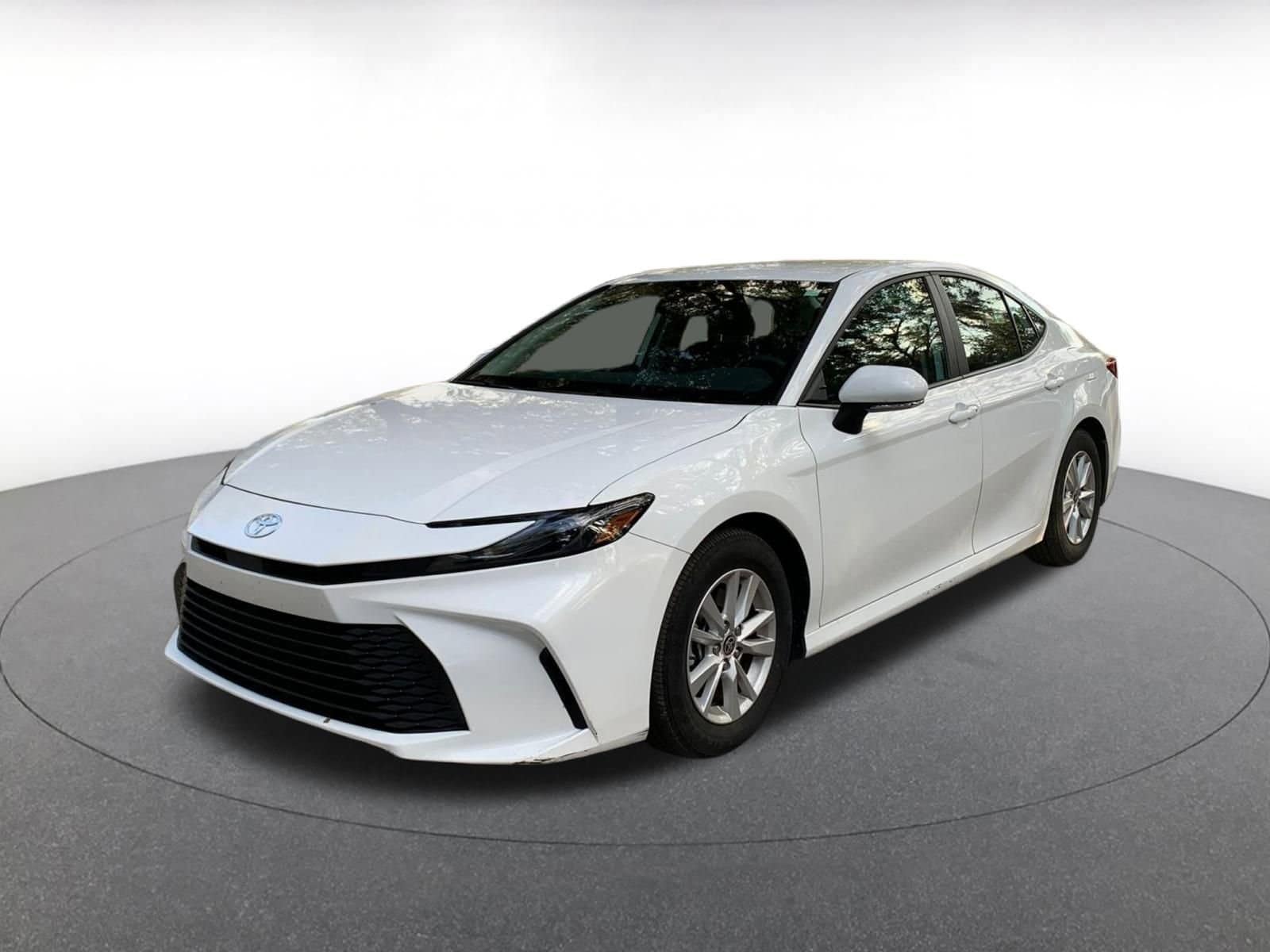 Thumbnail: 2025 Toyota Camry - 3