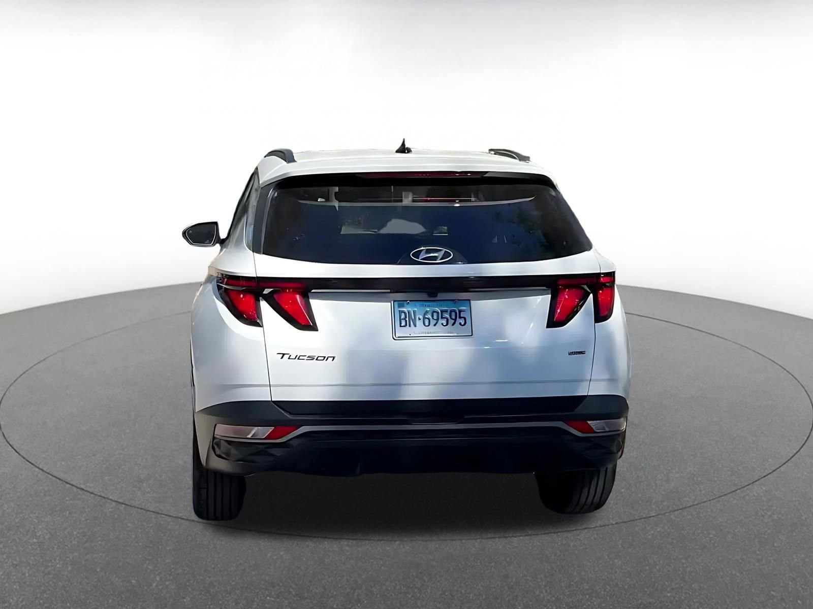 Thumbnail: 2024 Hyundai Tucson - 12