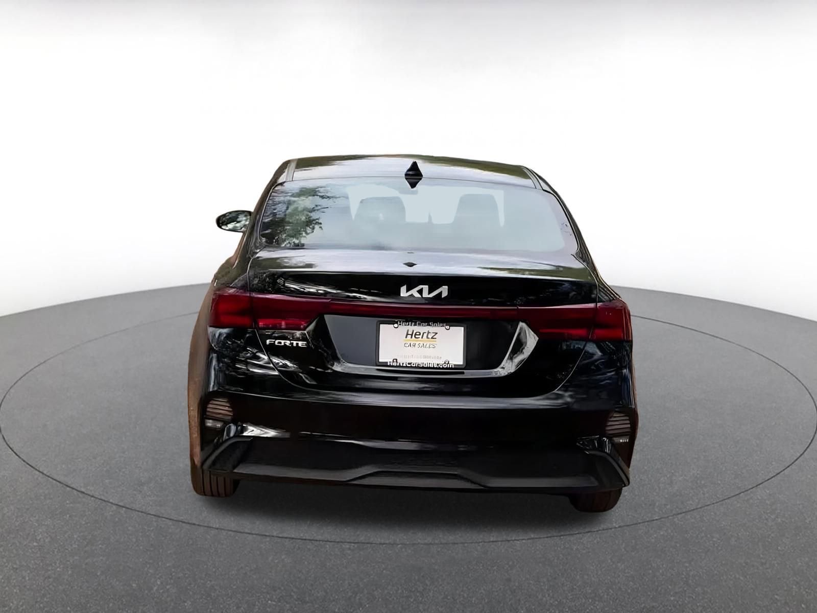 Thumbnail: 2024 Kia Forte - 12