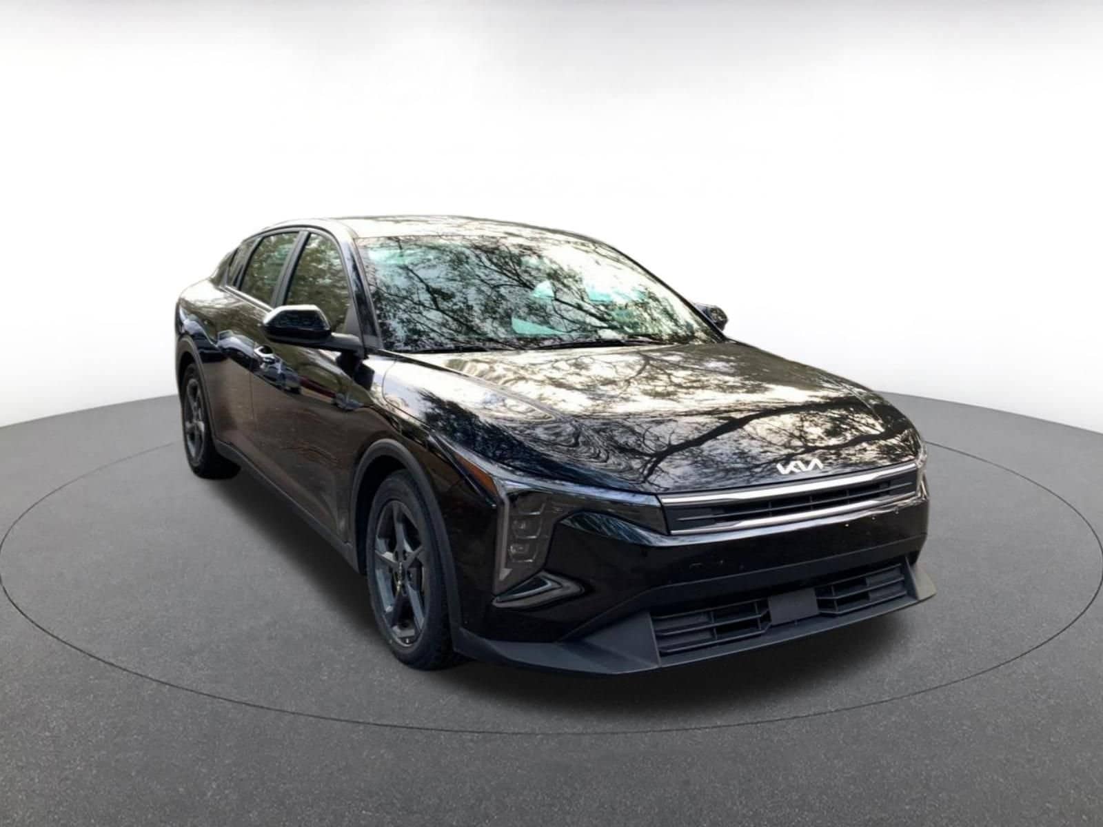 Thumbnail: 2025 Kia K4 - 1