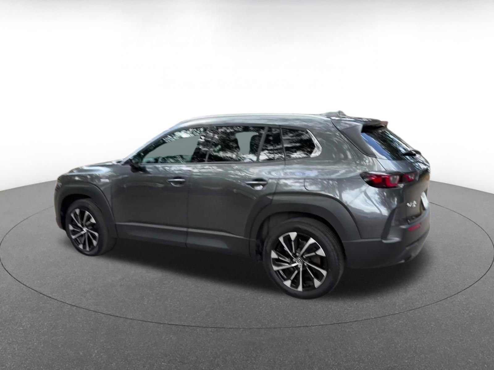 Thumbnail: 2025 Mazda CX-50 - 10