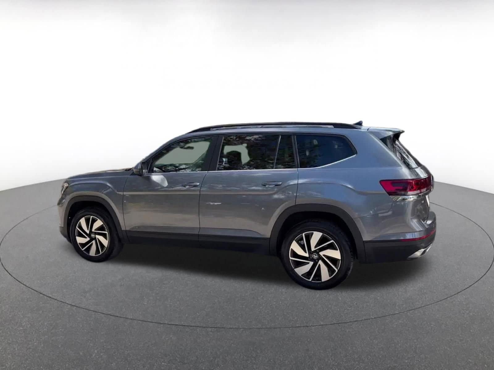 Thumbnail: 2025 Volkswagen Atlas - 10