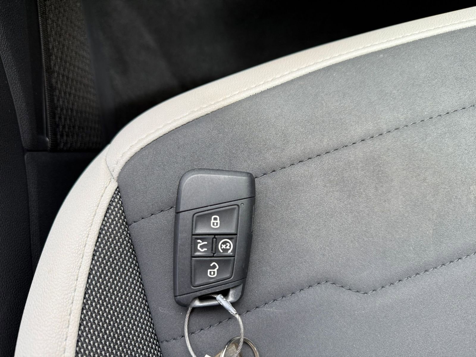 Thumbnail: 2025 Volkswagen Taos - 18