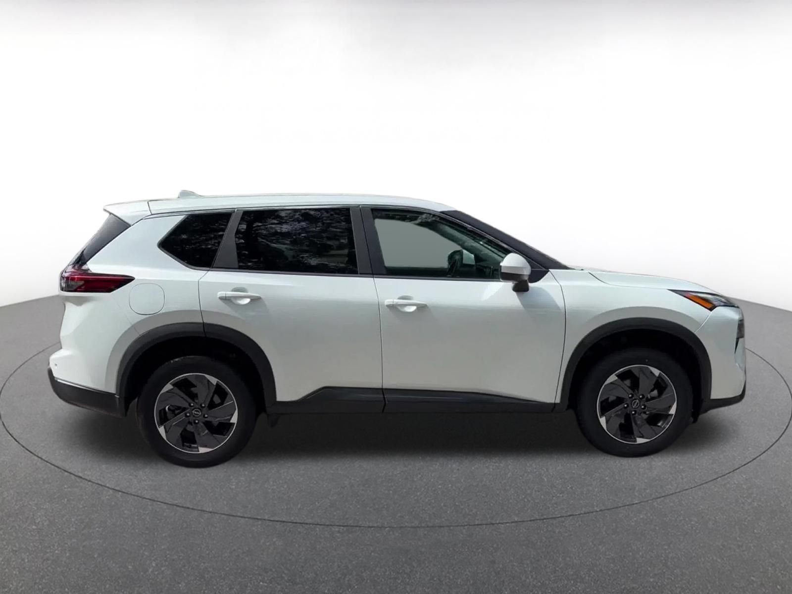Thumbnail: 2025 Nissan Rogue - 16