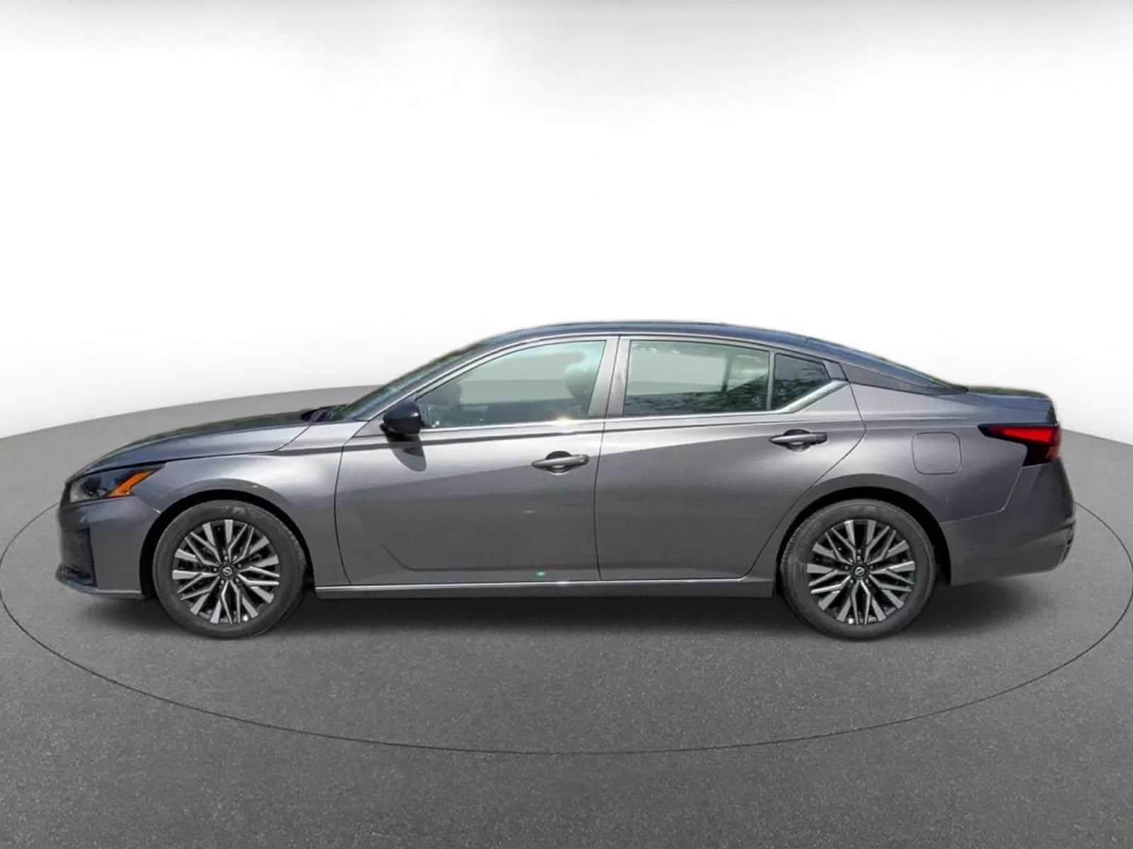 Thumbnail: 2026 Nissan Altima - 9