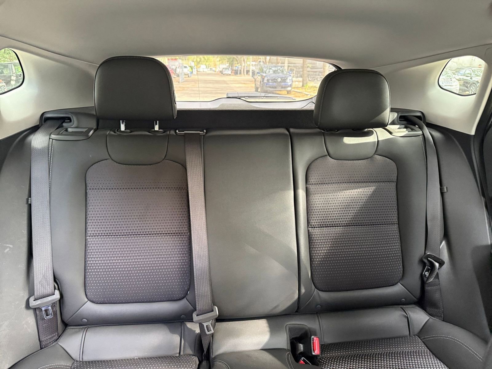 Thumbnail: 2025 Chevrolet Trax - 32