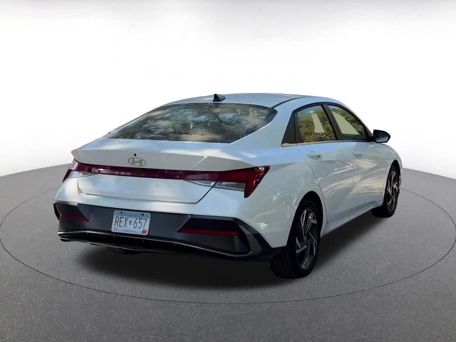 Thumbnail: 2025 Hyundai Elantra - 14