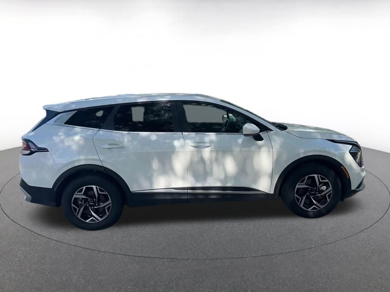 Thumbnail: 2024 Kia Sportage - 16