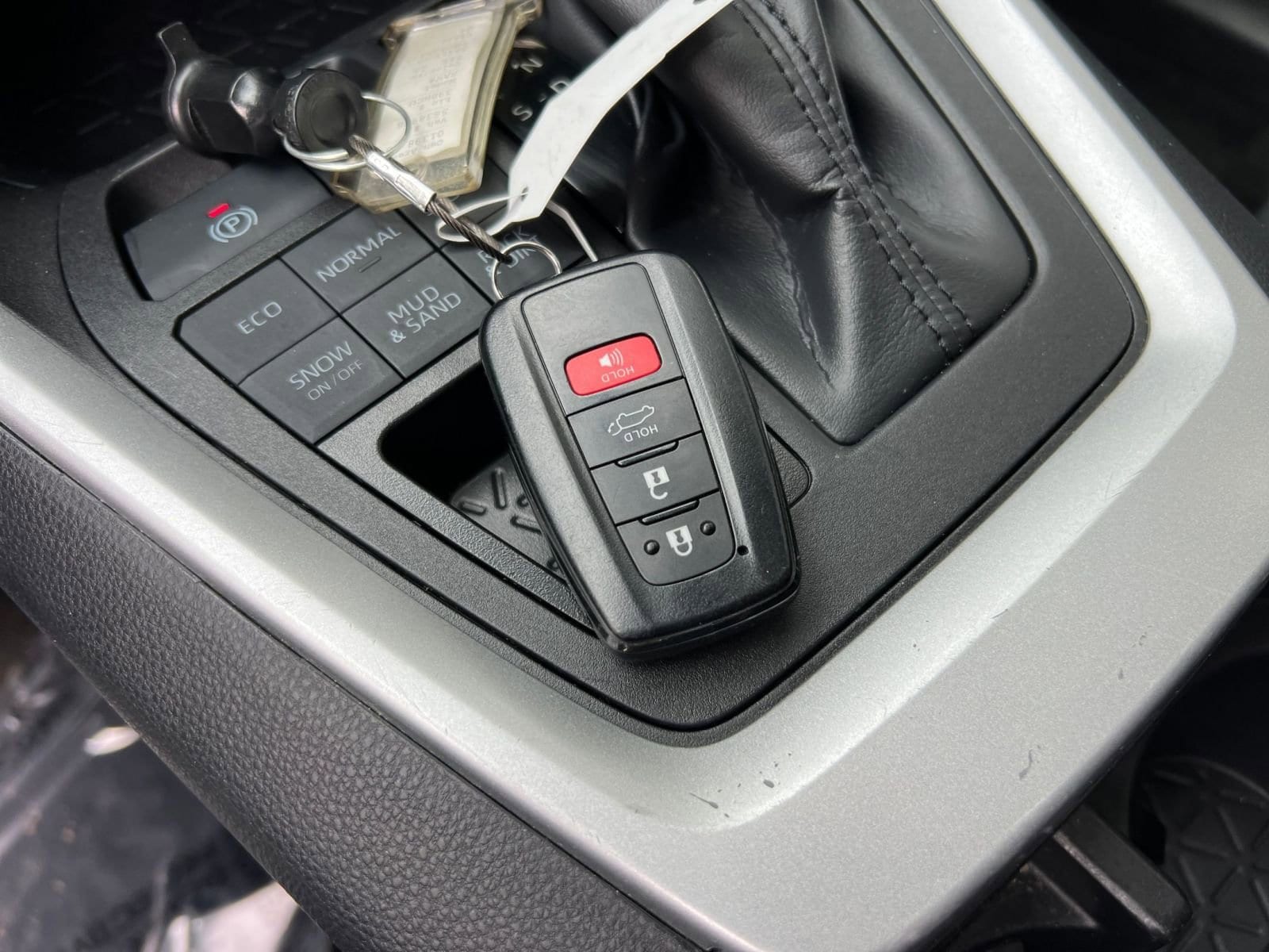 Thumbnail: 2025 Toyota RAV4 - 18