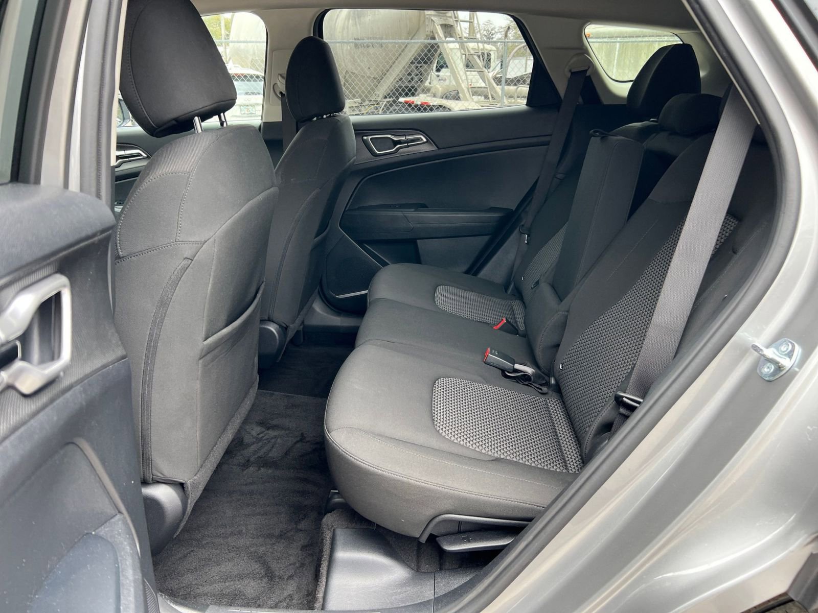 Thumbnail: 2025 Kia Sportage - 34