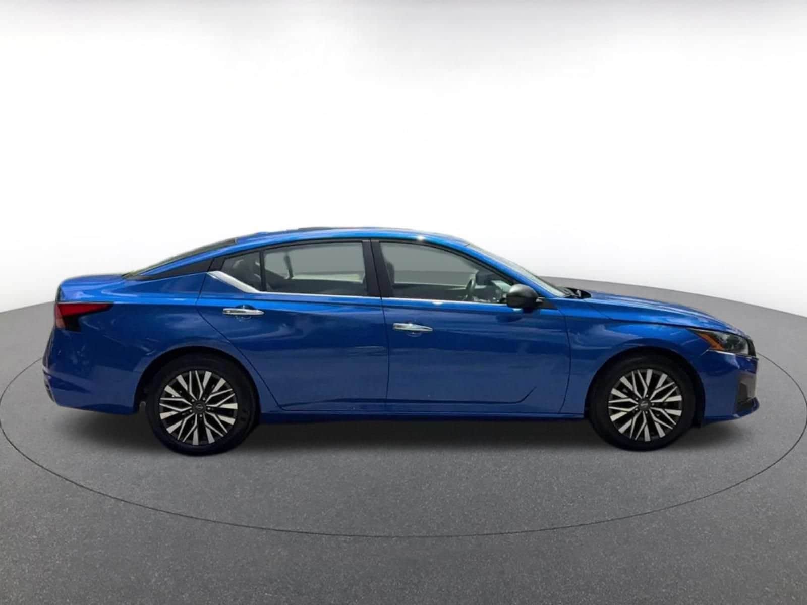 Thumbnail: 2025 Nissan Altima - 15
