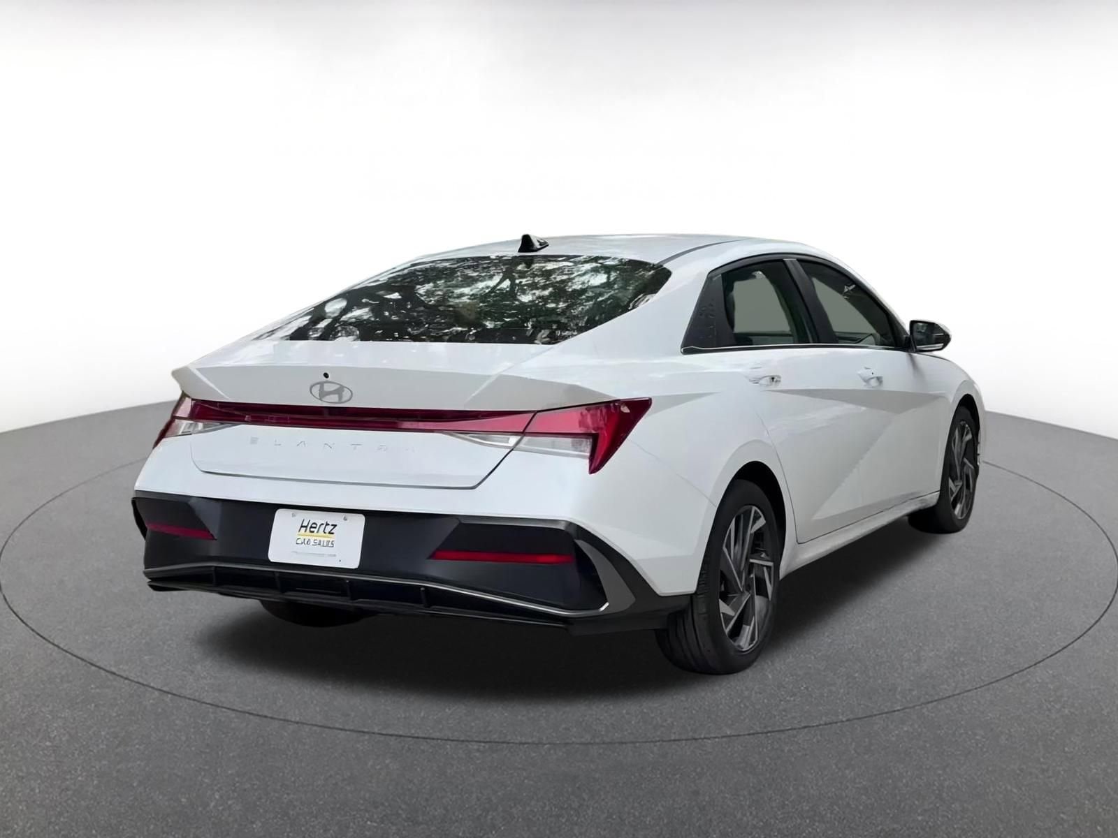 Thumbnail: 2025 Hyundai Elantra - 15