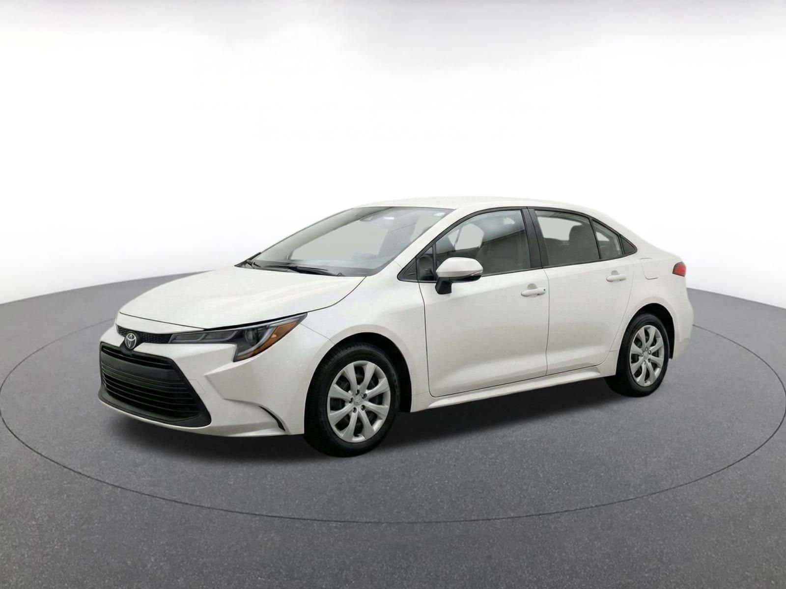 Thumbnail: 2025 Toyota Corolla - 3