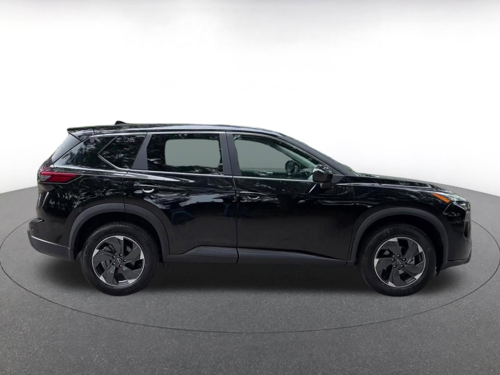 Thumbnail: 2025 Nissan Rogue - 16
