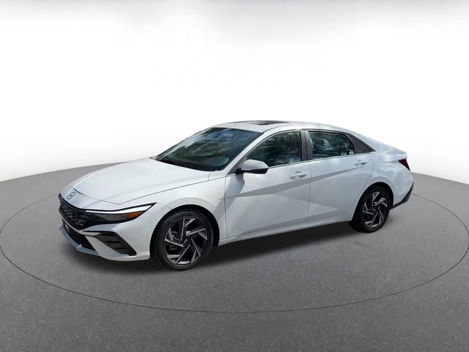 Thumbnail: 2025 Hyundai Elantra - 8