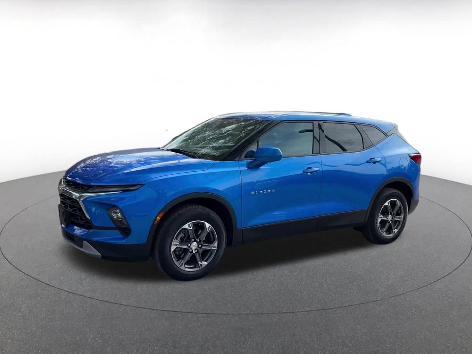 Thumbnail: 2025 Chevrolet Blazer - 8