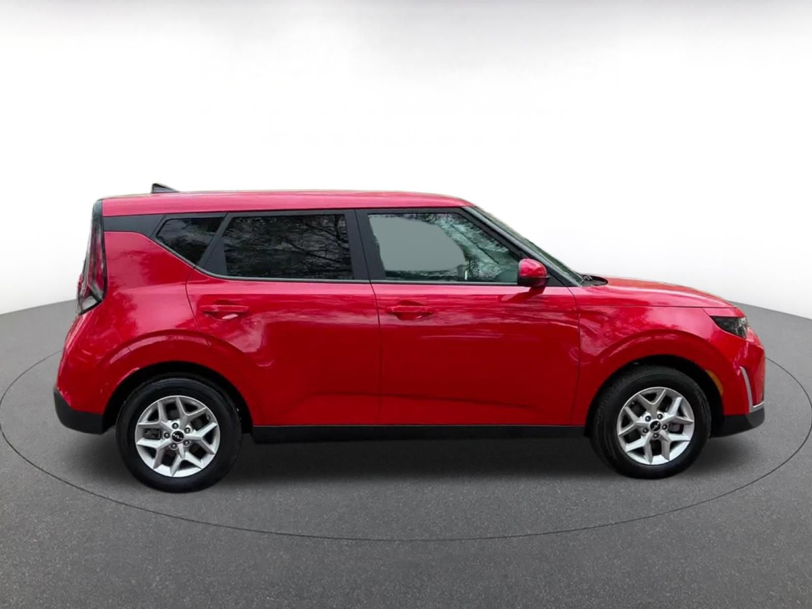 Thumbnail: 2025 Kia Soul - 16